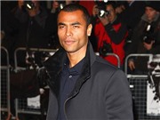 Bóng đá anh, ngoại hạng anh, lịch thi đấu euro 2012, Thế giới sao: Ashley Cole đóng phim tài liệu